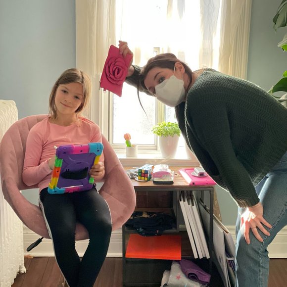 Meet your Posher, Georgia age 8 + mom, Tessa, and babysitter Gillian :) - Picture 2 of 2